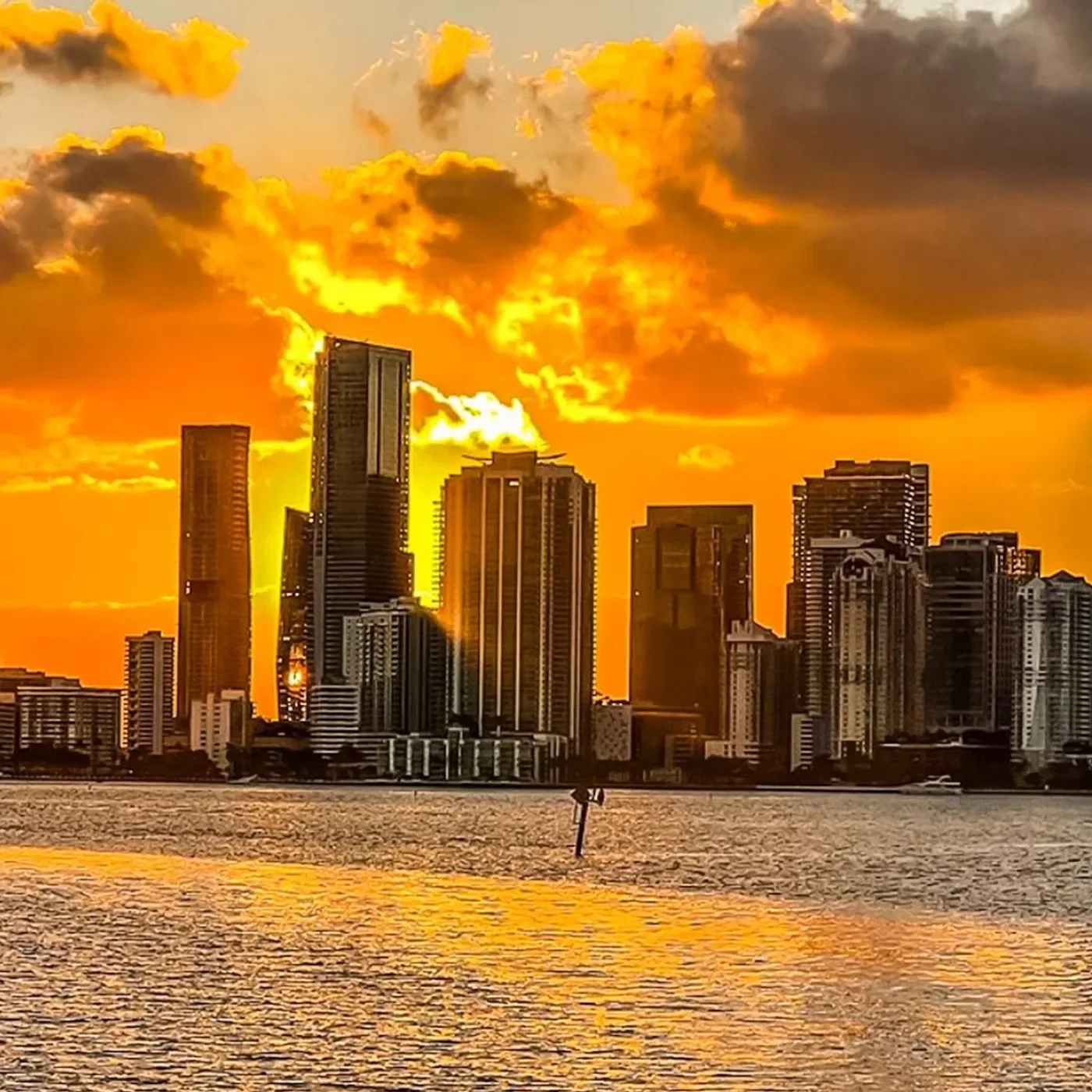 Miami Skyline Sunset Cruise of Biscayne Bay & Millionaire Homes